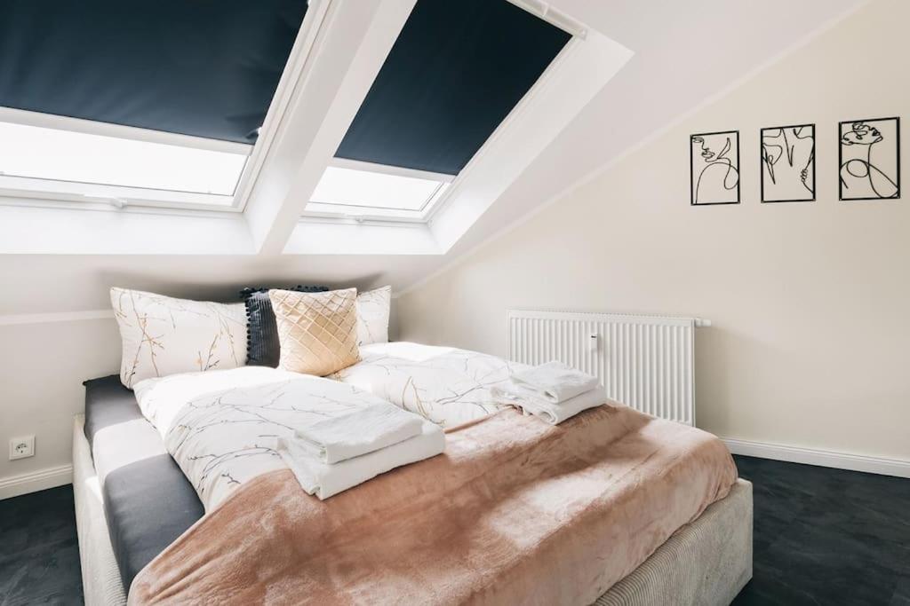 Tip! Toplage In Dresden! Moderne 100 Qm Ferienwohnung Fuer Familien Und Kleine Gruppen Esterno foto