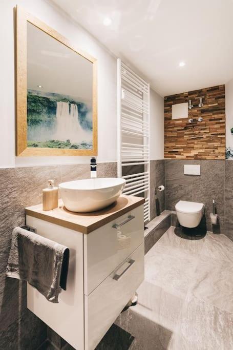 Tip! Toplage In Dresden! Moderne 100 Qm Ferienwohnung Fuer Familien Und Kleine Gruppen Esterno foto